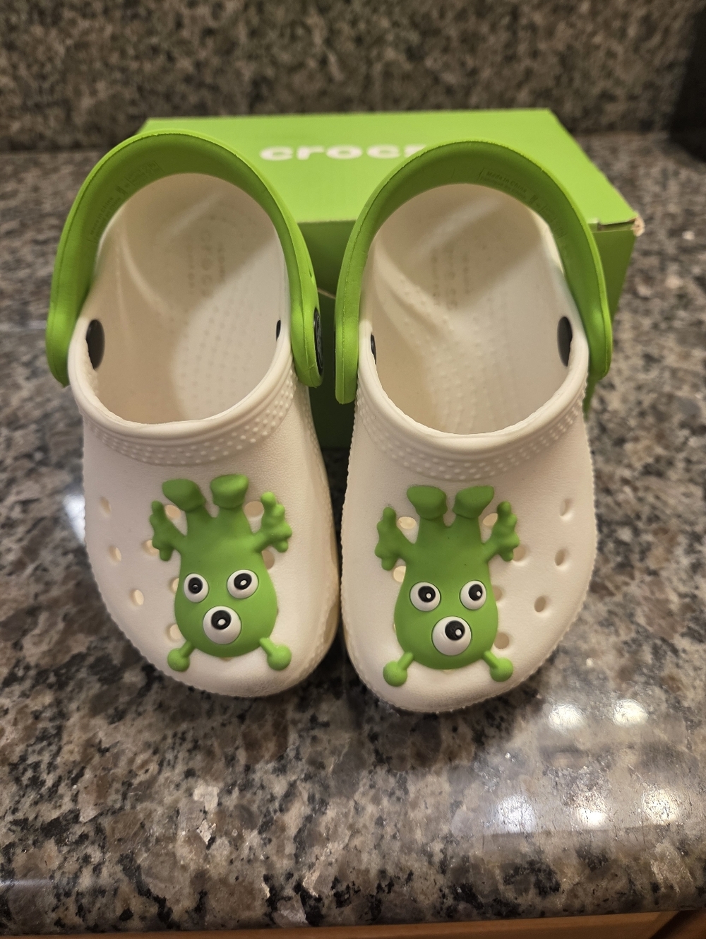 Crocs Classic Glow Alien Clog - Kids'